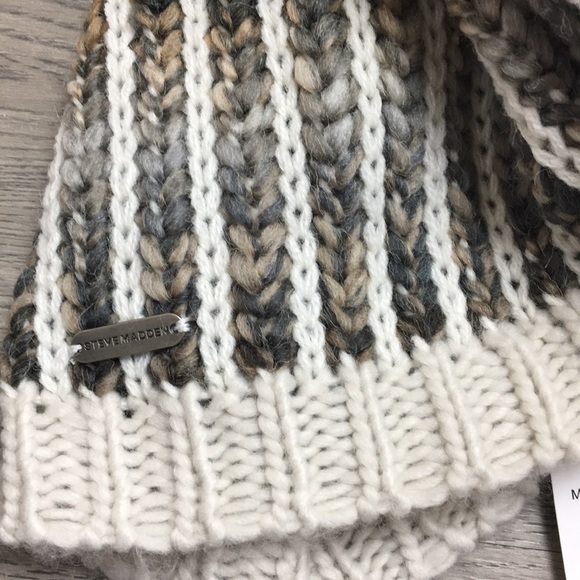 Steve Madden Cowl Scarf - Picture 2 of 4